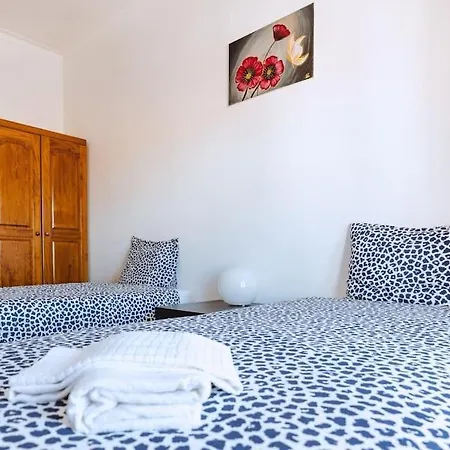 Miramar - Piscina E Bbq Santa Cruz (Oeste)