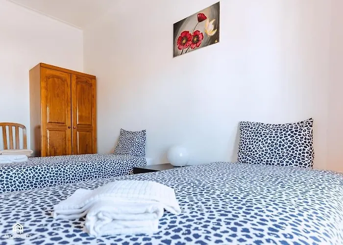 Miramar - Piscina E Bbq Santa Cruz (Oeste)